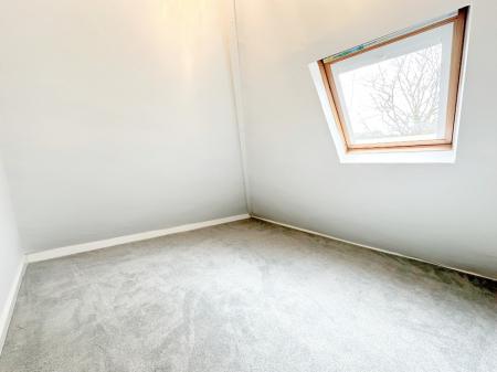 2 bedroom Flat to let in Upper Gordon Road, Camberley