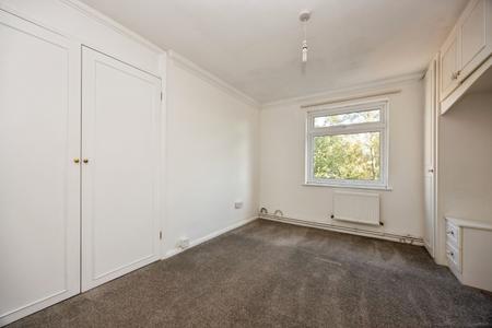 2 bedroom Flat for sale in Church Road, Frimley