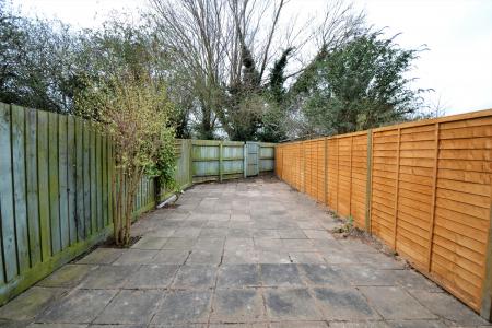 2 bedroom Flat for sale in Howard Close, Cambridge, CB5