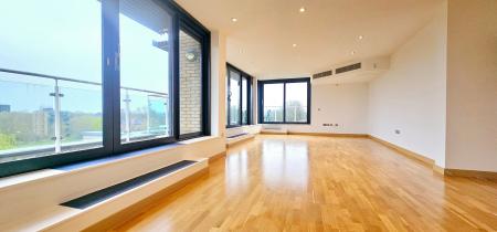 2 bedroom Penthouse for sale in Riverside, Cambridge, CB5