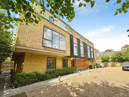 Springfield Road, Cambridge, Cambridge, CB4