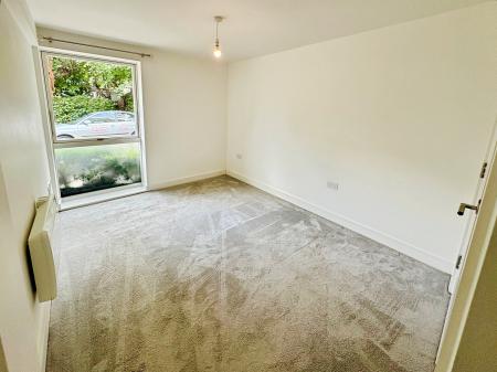3 bedroom Flat for sale in Springfield Road, Cambridge, Cambridge, CB4