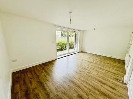 3 bedroom Flat for sale in Springfield Road, Cambridge, Cambridge, CB4