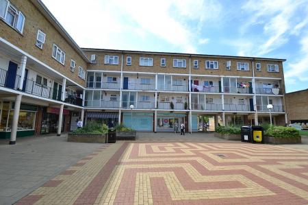 1 bedroom Flat to let in Arbury Court, Cambridge, CB4
