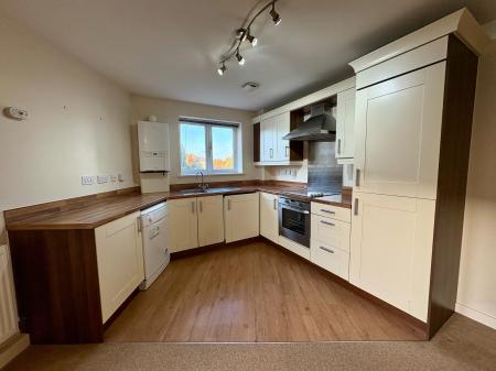 2 bedroom Flat to let in Sweetpea Way, Orchard Park, Cambridge, CB4