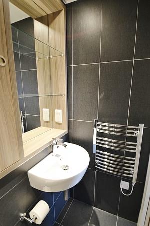 1 bedroom Studio flat to let in Humberstone Road, Cambridge, CB4