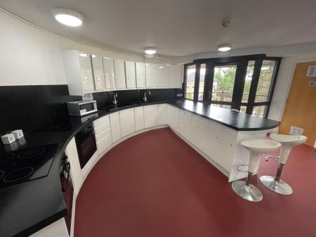 1 bedroom House share to let in Histon Road, Cambridge, CB4