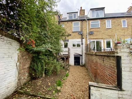 2 bedroom Terraced House for sale in Main Street, Huntingdon, PE29