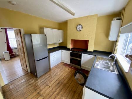 2 bedroom Terraced House for sale in Main Street, Huntingdon, PE29