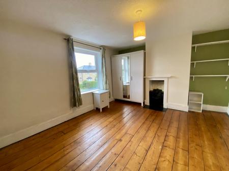 2 bedroom Terraced House for sale in Main Street, Huntingdon, PE29