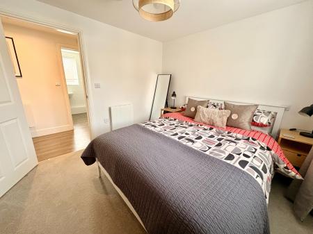 1 bedroom Flat to let in Ellesmere Road, Cambridge, CB4