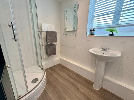 1 bedroom Flat to let in Ellesmere Road, Cambridge, CB4