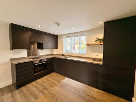 1 bedroom Flat to let in Ellesmere Road, Cambridge, CB4