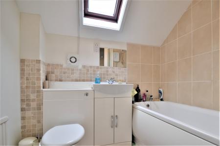 1 bedroom House share to let in Strathcarron Court, Cambridge, CB4