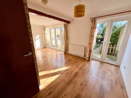 2 bedroom End of terrace house to let in Crowland Way, Cambridge, CB4