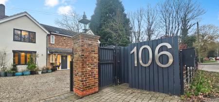 1 bedroom Detached house to let in High Street, Cambridge, CB22