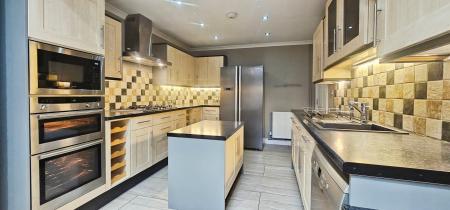 1 bedroom Flat to let in High Street, Cambridge, CB22