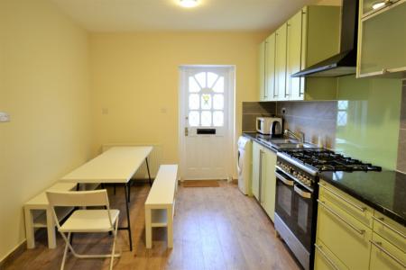 1 bedroom Studio flat to let in Lovell Road, Cambridge, CB4