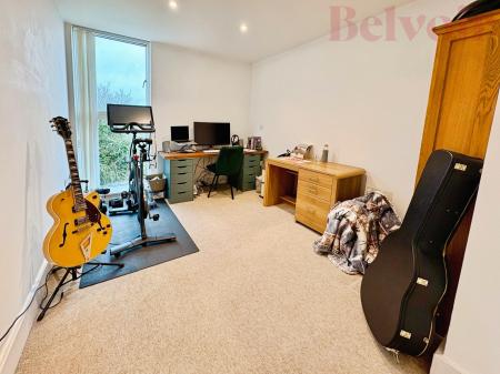 2 bedroom Flat for sale in Kingfisher Way, Cambridge, CB2