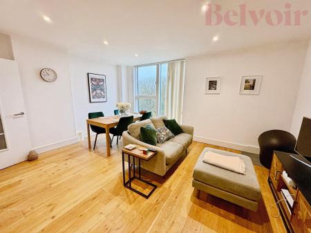 2 bedroom Flat for sale in Kingfisher Way, Cambridge, CB2