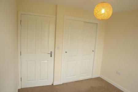 2 bedroom Flat to let in Sweetpea Way, Orchard Park, Cambridge, CB4