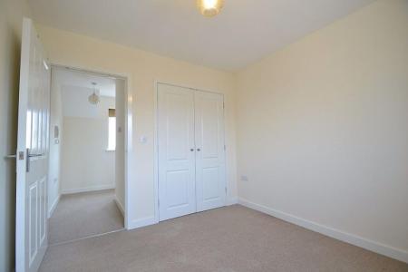 2 bedroom Flat to let in Sweetpea Way, Orchard Park, Cambridge, CB4