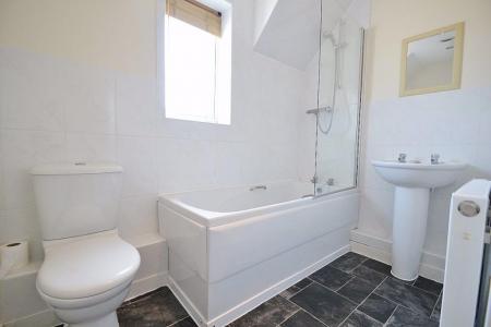 2 bedroom Flat to let in Sweetpea Way, Orchard Park, Cambridge, CB4