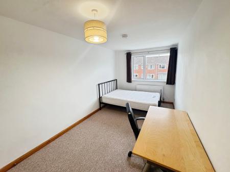 1 bedroom House share to let in Campkin Road, Cambridge, CB4
