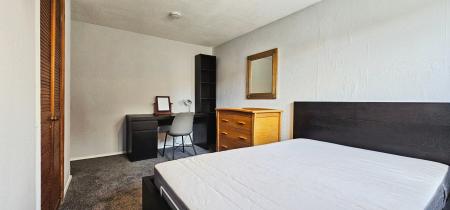 5 bedroom Terraced House to let in Crosfield Court, Cambridge, CB4