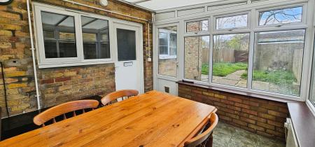 5 bedroom Terraced House to let in Crosfield Court, Cambridge, CB4