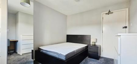 5 bedroom Terraced House to let in Crosfield Court, Cambridge, CB4