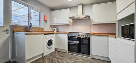 5 bedroom Terraced House to let in Crosfield Court, Cambridge, CB4