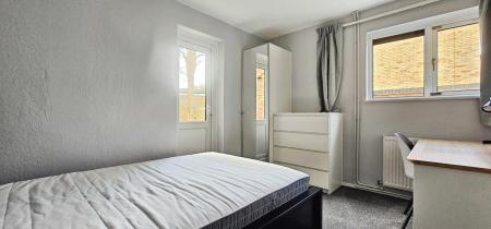 5 bedroom Terraced House to let in Crosfield Court, Cambridge, CB4