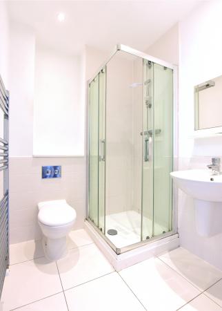 2 bedroom Flat to let in Ellis Road, Trumpington, CB2