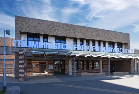 2 bedroom Flat to let in Ellis Road, Trumpington, CB2