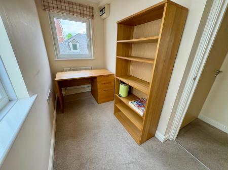 2 bedroom Flat to let in Coronation Street, Cambridge, CB2