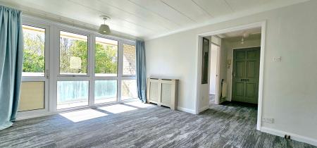 1 bedroom Flat to let in Edgecombe, Arbury, Cambridge, CB4