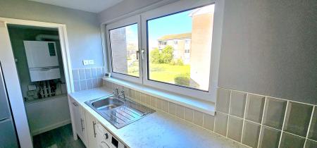 1 bedroom Flat to let in Edgecombe, Arbury, Cambridge, CB4