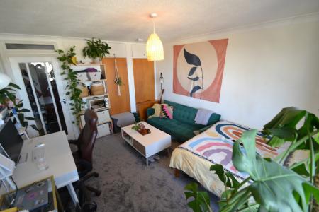 1 bedroom Studio flat to let in Mayflower House, Cambridge, CB4