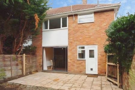 2 bedroom Semi-detached house to let in Northfield, Girton, CB3