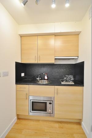 1 bedroom Studio flat to let in Abbey Court, Cambridge, CB1
