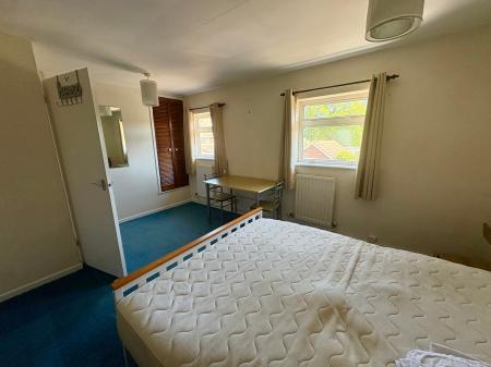 2 bedroom Detached house to let in Jermyn Close, Cambridge, CB4