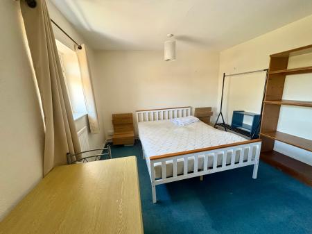 2 bedroom Detached house to let in Jermyn Close, Cambridge, CB4