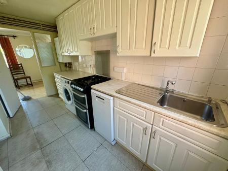 2 bedroom Detached house to let in Jermyn Close, Cambridge, CB4