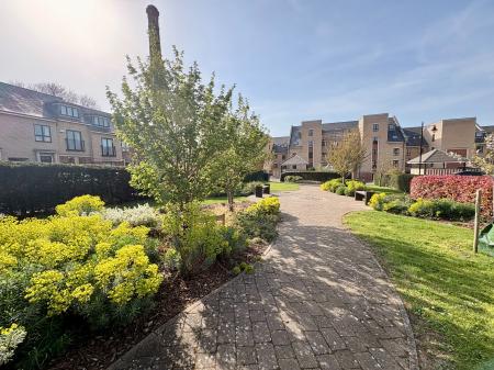 4 bedroom Town house for sale in St Bartholomews Court, Cambridge, Cambridge, CB5