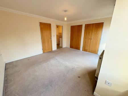 4 bedroom Town house for sale in St Bartholomews Court, Cambridge, Cambridge, CB5
