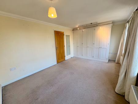 4 bedroom Town house for sale in St Bartholomews Court, Cambridge, Cambridge, CB5