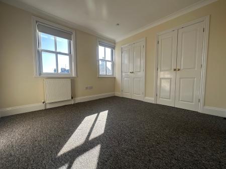 4 bedroom End of terrace house to let in Malta Road, Cambridge, CB1