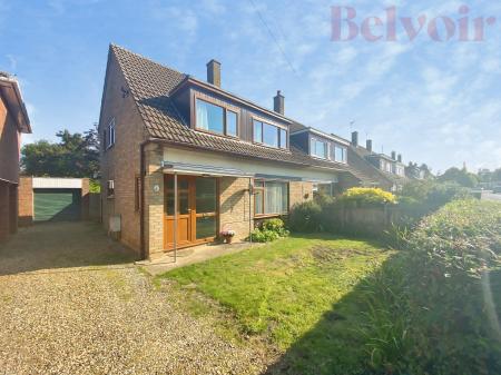 3 bedroom Semi-detached house to let in Northfield, Cambridge, CB3