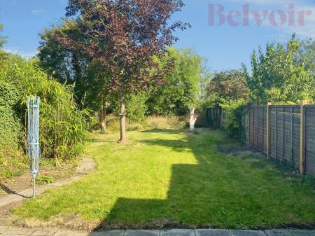 3 bedroom Semi-detached house to let in Northfield, Cambridge, CB3